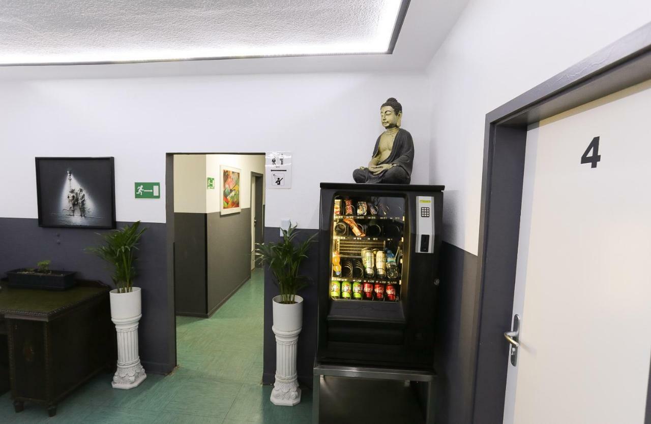Enna-Zimmervermietung Hambourg Extérieur photo
