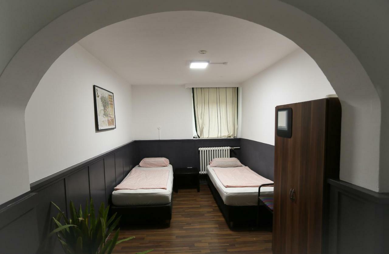 Enna-Zimmervermietung Hambourg Extérieur photo